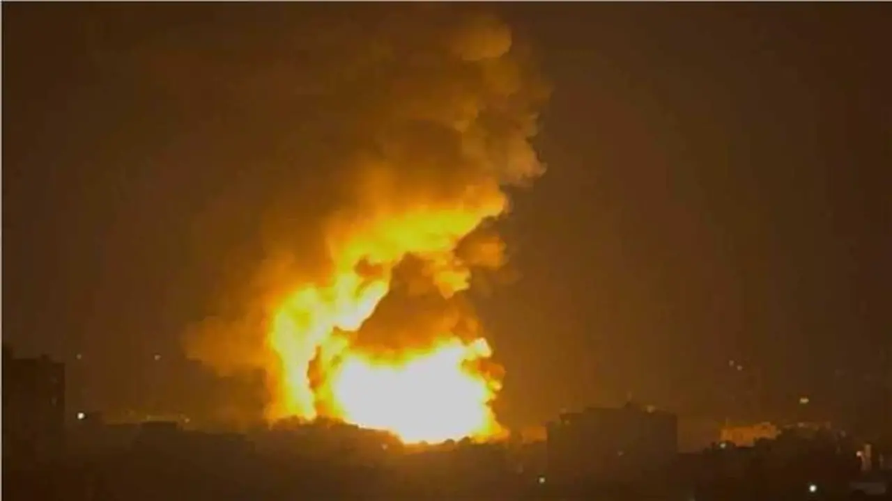 سماع دوي انفجارات عنيفة في محيط مطار بغداد الدولي وفق مصادر إعلامية